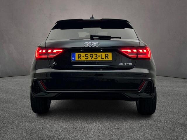 Audi A1 Sportback 25 TFSI 95PK S edition | 17-Inch | Stoelverwarming | Keyless | Ambient-Light | LED | Smartphone-Interface | Privacy-Glas |