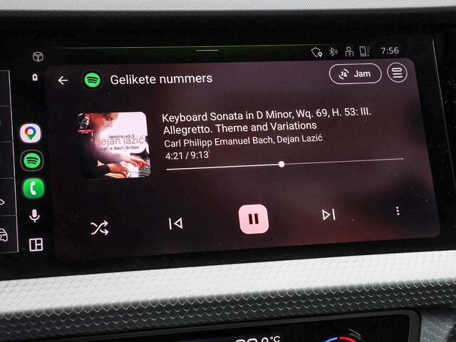 Audi A1 Sportback 30 TFSI 110pk S Edition · Camera · Apple/Android Car Play · Keyless · P-Sensoren · Getint Glas · Afgevlakt Stuurwiel · 17'' Inch ·