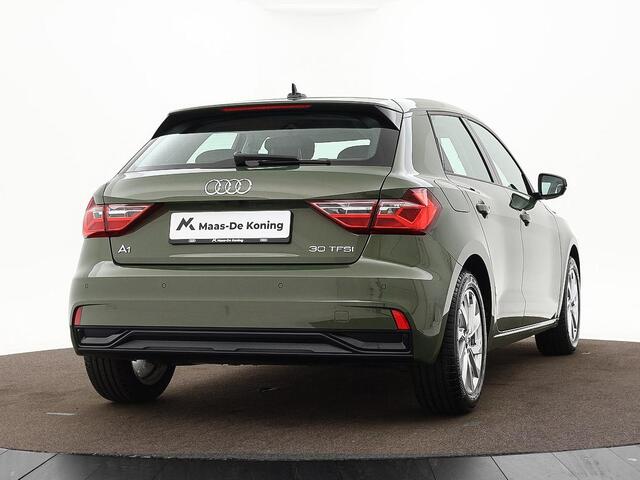 Audi A1 Sportback 30 TFSI 115pk S-tronic Advanced edition · Apple/Android Car Play · Camera · Cruise Control · Stoelverwarming · 16'' Inch ·