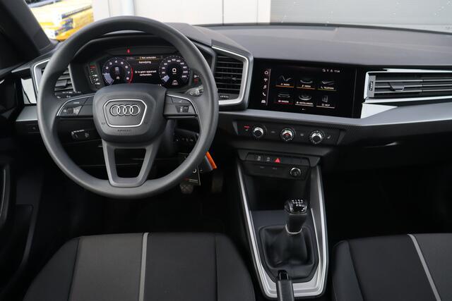Audi A1 Sportback 25 TFSI S-Line | DAB | Carplay | PDC |