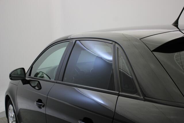 Audi A1 Sportback 1.0 TFSI 5 Deurs - Cruise, Lichtmetalen Velgen, Getint Glas