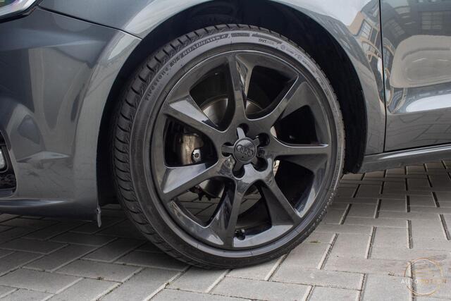 Audi A1 Sportback 1.0 TFSI Sline PANO PARKEERSENSOR CRUISE LED 17 INCH