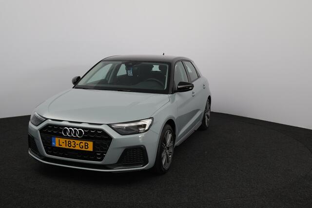 Audi A1 Sportback 25 TFSI epic/ Virtual Dashb./ Two-Tone/ LED Koplampen/ Apple Carplay/ Lane-Assist./ DAB+/ Clima/ Cruise/ Elek. pakket/ Isofix/ Bluetooth/ Multi. LEDER. Stuur/ Dakspoiler.
