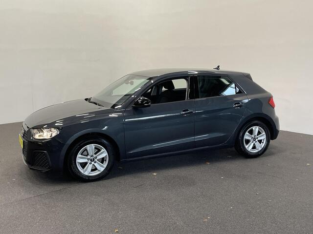 Audi A1 Sportback 1.0 TFSI Sportback Automaat Navigatie Apple Carplay/Android Auto Parkeersensoren Cruise Control Climate Control Lichtmetalen velgen