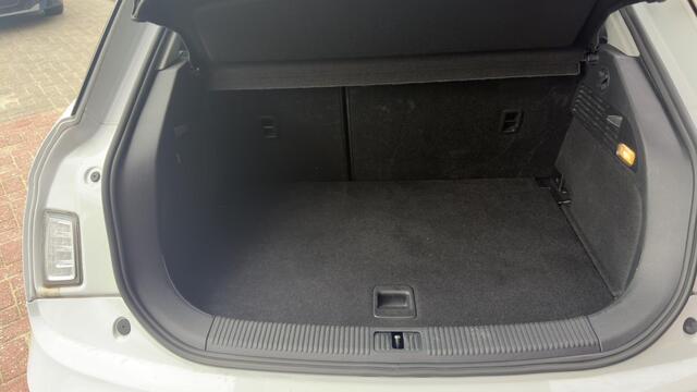 Audi A1 1.0 TFSI Adrenalin S-LINE | CRUISE | NAVI| LMV