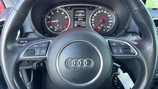 Audi A1 Sportback 1.0 TFSI Adrenalin S-LINE / NAVI / AIRCO / BLUETOOTH / CRUISE / NL-AUTO