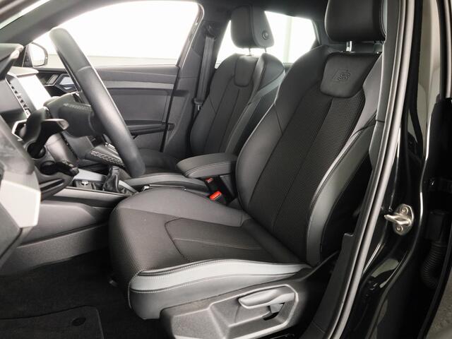 Audi A1 Sportback 30 TFSI S edition 110PK | Navigatie | 17 inch Lichtmetalen velgen | Climatronic | Led verlichting | Parkeersensoren voor en achter | S-line interieur