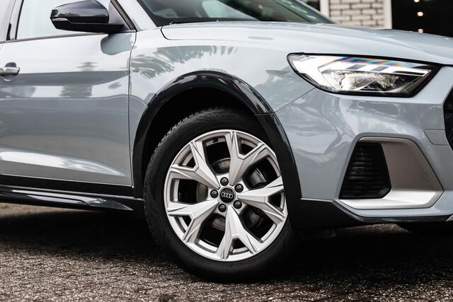 Audi A1 citycarver 30 TFSI epic Led Camera Stoelverwarming Keyless