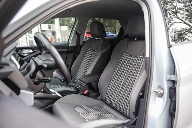 Audi A1 citycarver 30 TFSI epic Led Camera Stoelverwarming Keyless