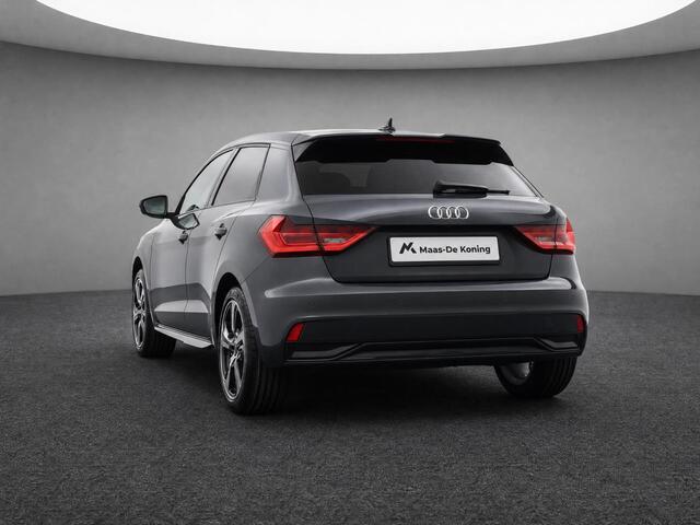 Audi A1 Sportback Advanced edition 30 TFSI 116 PK · Audi Sound · Afgevlakt sportstuur · Full led verlichting · Privacy glas