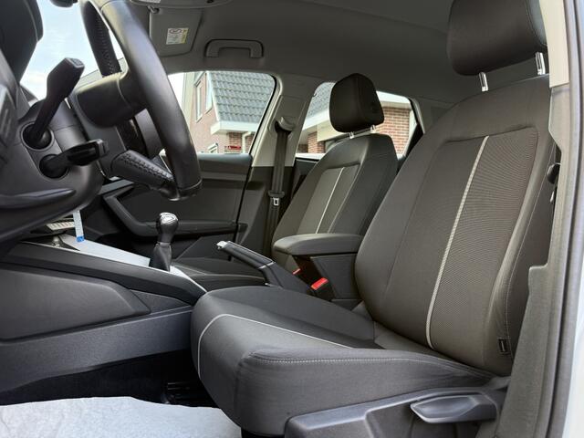 Audi A1 Sportback 25 TFSI S-line Carplay PDC Cruisecontrol Airco digitaal cockpit
