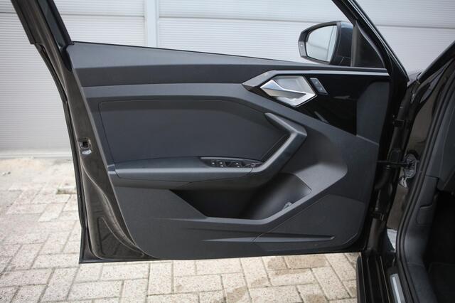 Audi A1 Sportback 25 TFSI Adv. ed. – foto 3