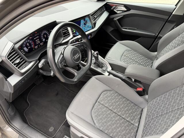Audi A1 Sportback 25 TFSI S-Line Black Edition Clima Matrix Carplay