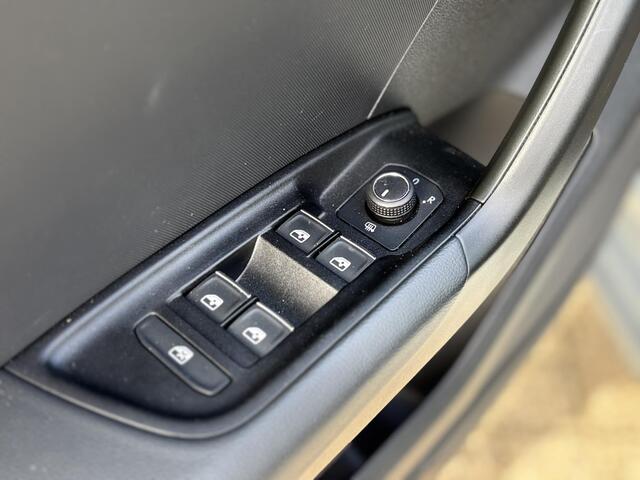 Audi A1 Sportback 25 TFSI Pro Line | Apple/Android | Parkeersensoren | Cruise Control