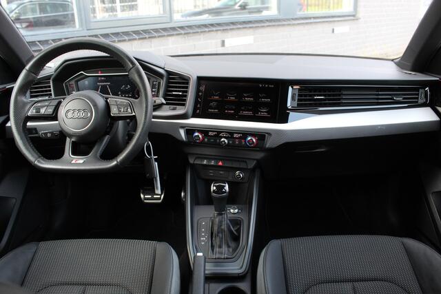 Audi A1 Sportback 30 TFSI S Line Edition One / LED / Carplay / N.A.P.