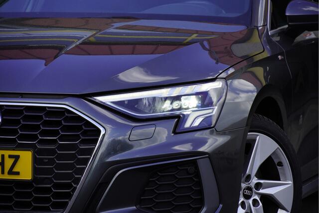 Audi A3 Limousine 30 TFSI 2x S-Line BJ2021 Lmv 17" | Led | Pdc | Navi | Dynamische knipperlichten | Sideskirts | Trekhaak | App-Connect | Virtual cockpit | Climate control | Cruise control | Sportstoelen | S-Line sportstuur | Zwarte hemel | Extra getint glas