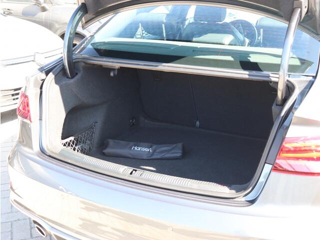 Audi A3 30 TFSI Sport S Line Edition I Automaat I Navi I Half-leder