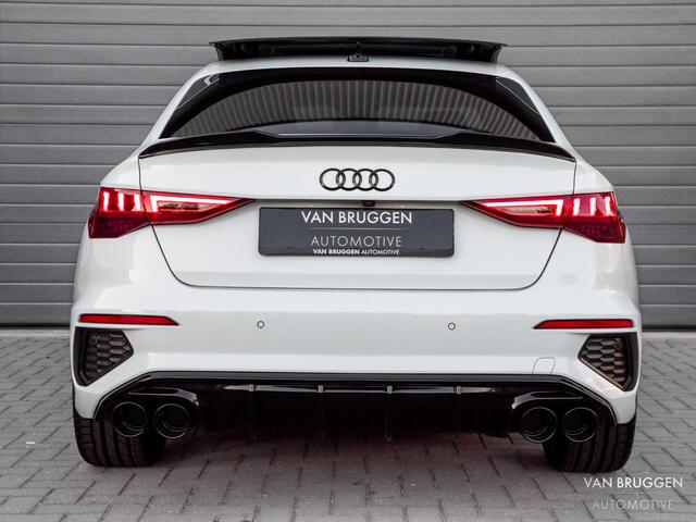 Audi A3 Limousine 35 TFSI S-Line Pano RS-Stoelen ACC Camera S3 CarPlay BTW
