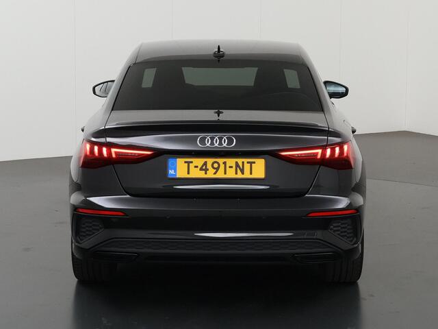 Audi A3 Limousine 35 TFSI S Line | 2x S-line | Navigatie | Parkeercamera | Cruise Control Adaptief | Stoelverwarming | Keyless Go | 18" Velgen |