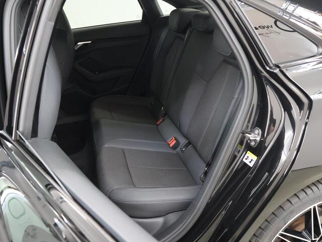 Audi A3 Limousine 35 TFSI S Line | 2x S-line | Navigatie | Parkeercamera | Cruise Control Adaptief | Stoelverwarming | Keyless Go | 18" Velgen |