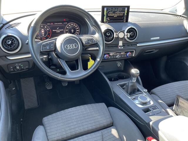 Audi A3 Limousine 30 TFSI 115pk Advance / Navigatie / Cruise Control / Parkeersensoren