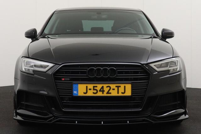 Audi A3 Limousine 1.6 TDI Aut. S-Line 2X Leder Stoelverw. Navi Cruise 17' LMV