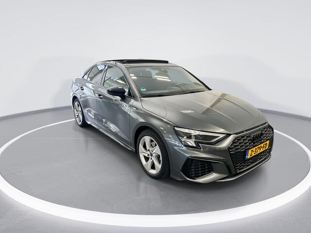 Audi A3 Limousine 30 Tfsi 110pk S-tronic S edition · Panoramadak · Apple/Android Car Play · Navi · Zwart Optiek · 17'' Inch · Garantie t/m 24-03-2028 of 100.000km