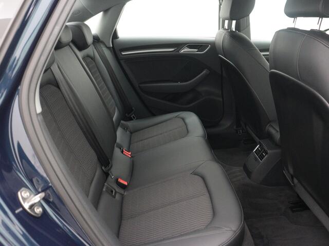 Audi A3 Limousine 30 TDI Automaat Design Pro Line Plus / Xenon / Pdc+Camera / stof-Leder / Airco-ecc. / Cruise.Adap / Apk mrt-2026
