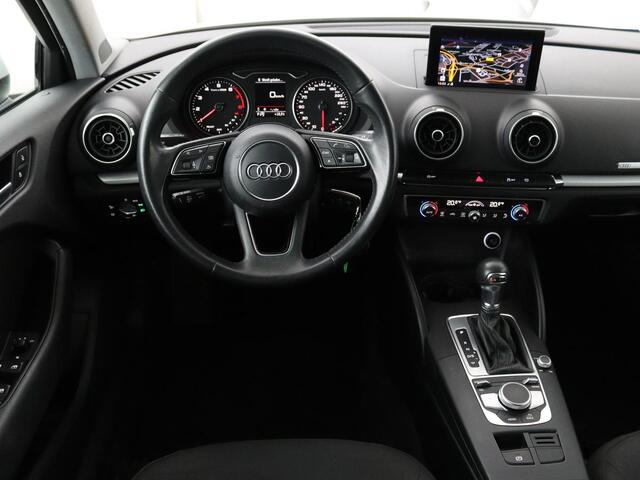 Audi A3 1.0 TFSI | Automaat | Panoramadak | Adaptive cruise | Climate control | Navigatie | Xenon | Parkeerhulp | Bluetooth