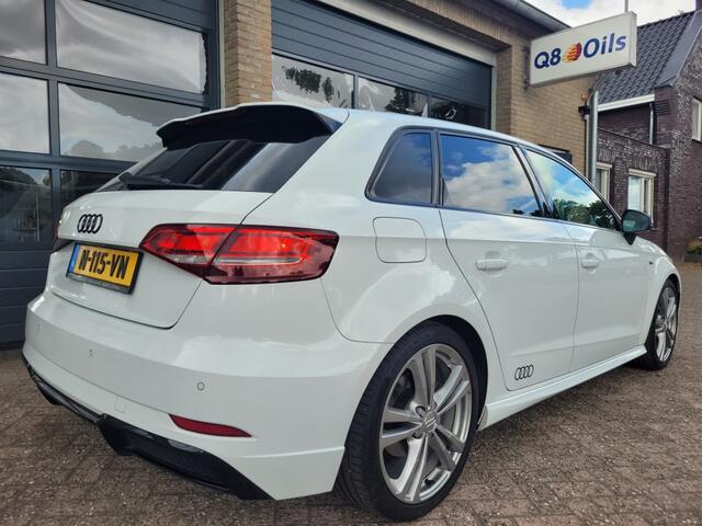 Audi A3 Sportback 1.0 TFSI Sport ProLine 7 traps Automaat