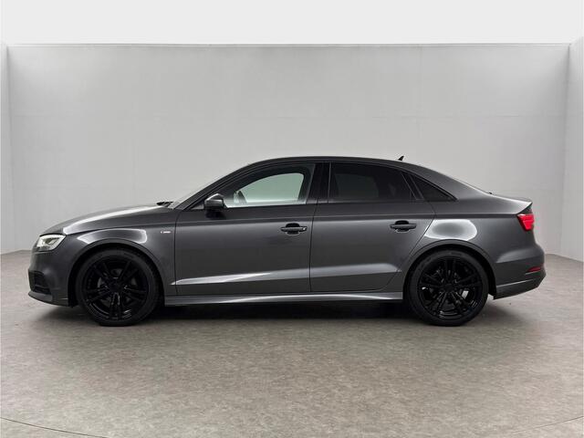Audi A3 Limousine 30 TFSI S-line Automaat LED Clima Cruise Navigatie Parkeersensoren 18"LMV