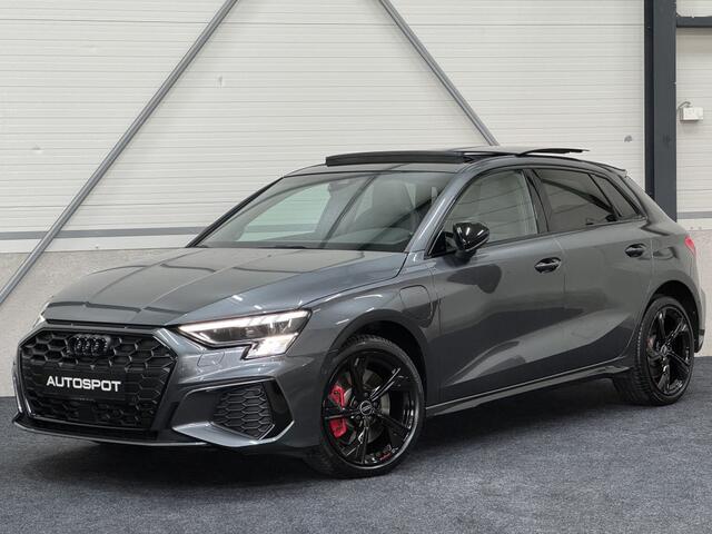 Audi A3 Sportback 45 TFSI e S-Line Pano Matrix Sfeerverlichting