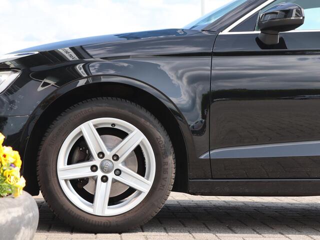 Audi A3 Limousine 1.4 TFSI 150 pk CoD | Zwenkbare Trekhaak | Navigatie | LED | PDC | Climatronic | Stoelverwarming | Cruise Control | Bluetooth |