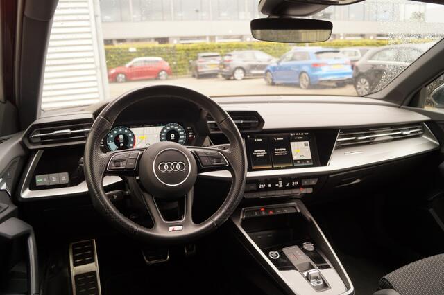 Audi A3 Limousine 35 TFSI 150pk Automaat S-Line Edition One