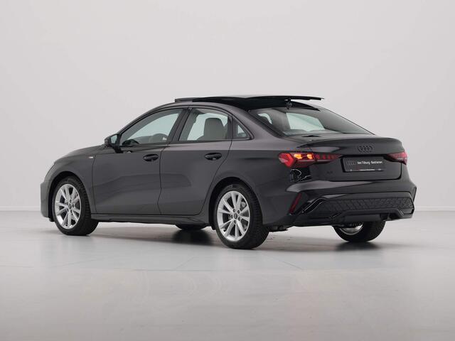 Audi A3 Limousine 35 TFSI 150pk S-Line edition Panorama Navigatie Clima Pdc