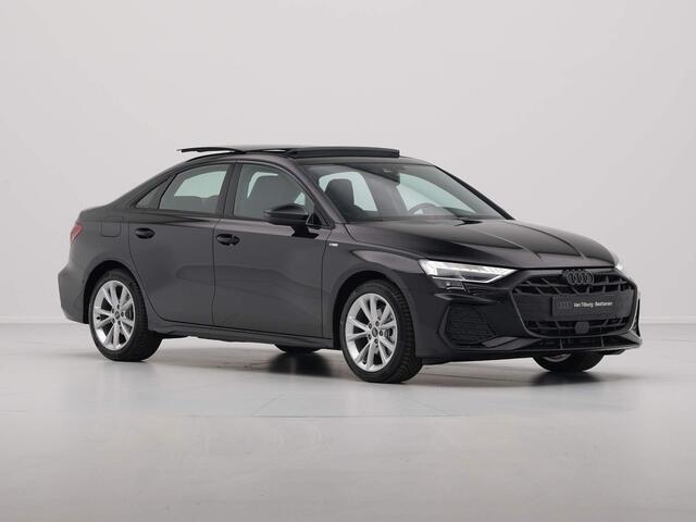 Audi A3 Limousine 35 TFSI 150pk S-Line edition Panorama Navigatie Clima Pdc