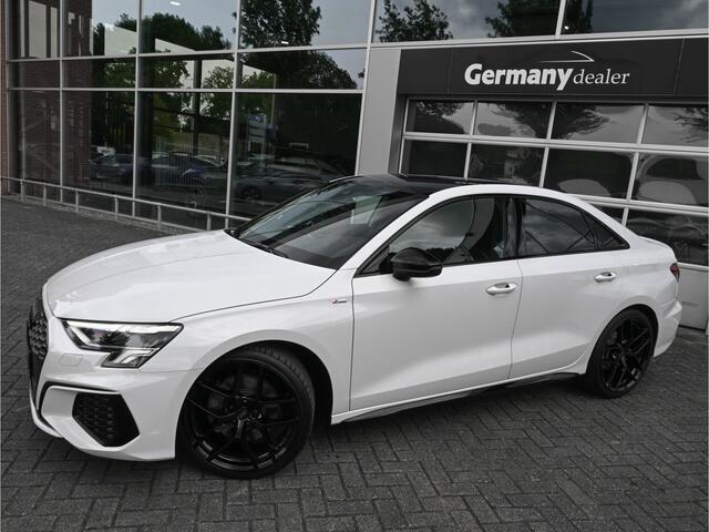 Audi A3 Limousine 35TFSI S edition RS-Zetels 19-Inch ACC M-Led Navi RS-Stuur Virtual Lane
