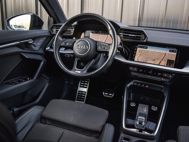 Audi A3 Limousine 35 TFSI 2x S-LINE | PANORAMADAK | ADAPTIEVE CRUISE | VIRTUAL COCKPIT | NL AUTO | APPLE CARPLAY / ANDROID AUTO