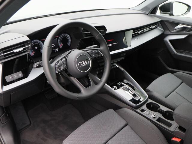 Audi A3 Advanced edition 30 TFSI | 116 PK Sportback | 17 inch | Ledkoplampen plus |