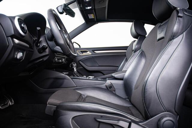 Audi A3 Cabriolet 1.5 TFSI CoD Sport S Line Edition S line exterieur - Windschot - Verwarmbare voorstoelen - Hoofdruimteverwarming - Wegrijassistent - Sportonderstel - Lichtpakket - Parkeerhulp plus - MMI navigatie -