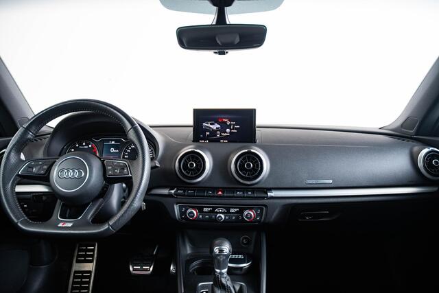 Audi A3 Cabriolet 1.5 TFSI CoD Sport S Line Edition S line exterieur - Windschot - Verwarmbare voorstoelen - Hoofdruimteverwarming - Wegrijassistent - Sportonderstel - Lichtpakket - Parkeerhulp plus - MMI navigatie -