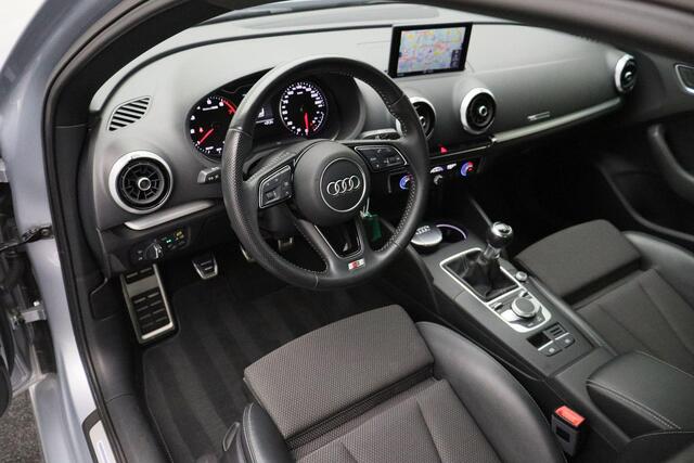 Audi A3 Limousine 1.0 TFSI Sport S Line Edition 2018 NAP | Navigatie | Cruise control | PDC | Bluetooth | Dealer onderhouden | LED Xenon | Climate control | Half lederen bekleding |