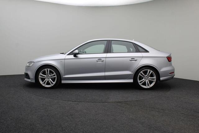Audi A3 Limousine 1.0 TFSI Sport S Line Edition 2018 NAP | Navigatie | Cruise control | PDC | Bluetooth | Dealer onderhouden | LED Xenon | Climate control | Half lederen bekleding |