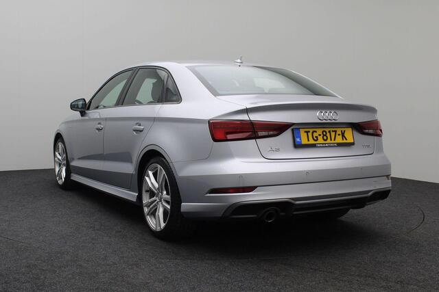 Audi A3 Limousine 1.0 TFSI Sport S Line Edition 2018 NAP | Navigatie | Cruise control | PDC | Bluetooth | Dealer onderhouden | LED Xenon | Climate control | Half lederen bekleding |