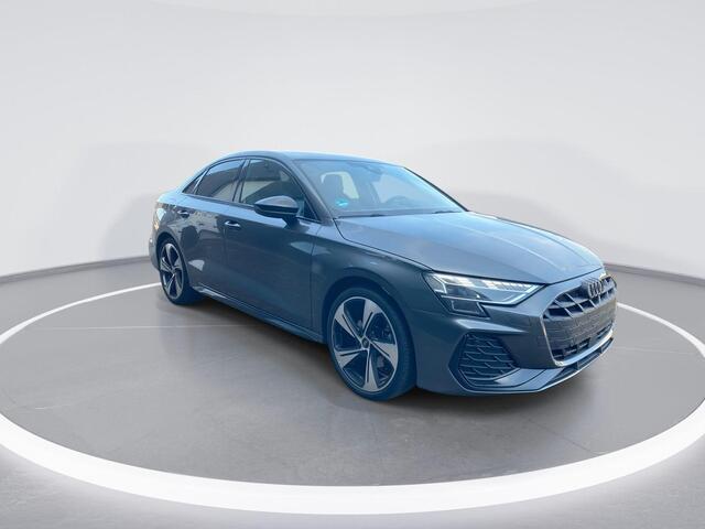 Audi A3 Limousine 35 TFSI/150PK S-tronic S Line · Sonos · Leder/Alcantara · Camera + Parkeersensoren · Garantie tot augustus 2029 of 100000km.