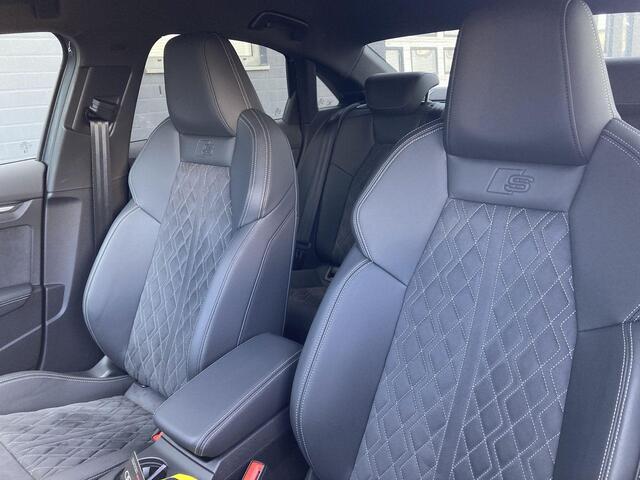 Audi A3 Limousine 35 TFSI/150PK S-tronic S Line · Sonos · Leder/Alcantara · Camera + Parkeersensoren · Garantie tot augustus 2029 of 100000km.