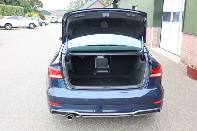 Audi A3 Limousine 1.0 TFSI Sport Pro Line S, Panoramadak, Cruisecontrol, Climate control, Navigatie, Sportinterieur, Org. NL auto, 17 inch lichtmetaal, Bang en Olufsen