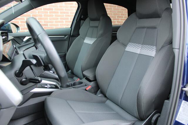 Audi A3 Limousine 35 TFSI S-TRONIC 150PK S-line |MATRIX-LED|DODEHOEK-DETECTOR|CAMERA|