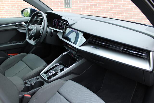 Audi A3 Limousine 35 TFSI S-TRONIC 150PK S-line |MATRIX-LED|DODEHOEK-DETECTOR|CAMERA|