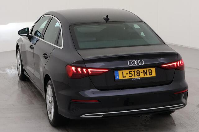 Audi A3 Limousine 30 TFSI 110pk S-Tronic Business edition / LED / Navigatie/ Clima / Parkeersensoren / 17" LMV